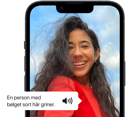 VoiceOver beskriver et billede af en person på iPhone.